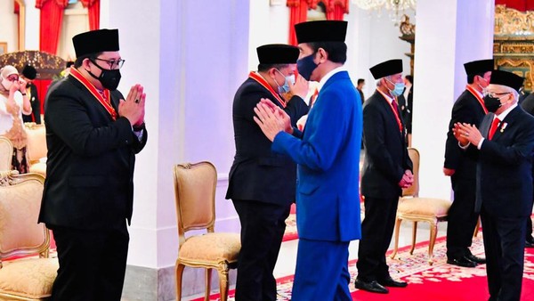 Potret Bintang Mahaputera Fadli Zon yang Disinggung Ngabalin