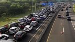 Duh, Jalur Puncak Macet di Long Weekend HUT ke-75 RI