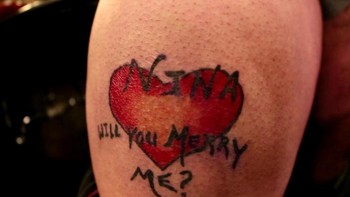 Cuma berharap Nina menjawab Yes. Foto: via Daily Forest