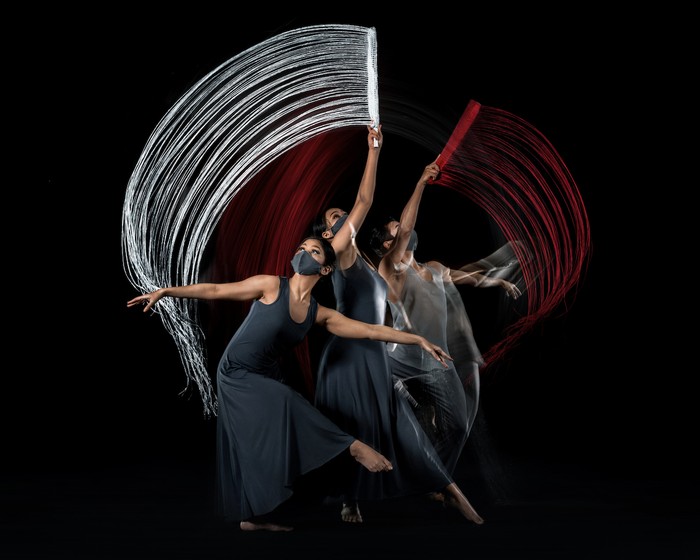 EKI Dance Company & Martha Suherman Kolab Bikin Dance Photography