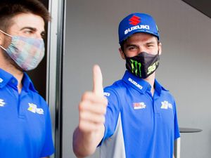 Joan Mir Hafal Banget Mata Rossi hingga Jenggot Dovi