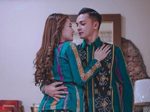 Nella Kharisma dan Dory Harsa Menikah?