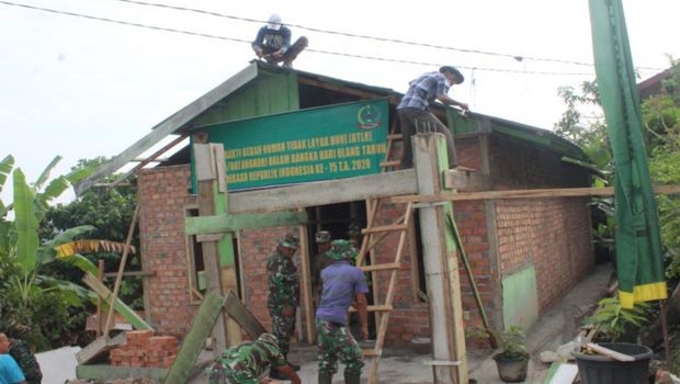Nenek Mayuh, janda Veteran yang dihadiahi bedah rumah dari TNI Kodim 0415/Batanghari Jambi