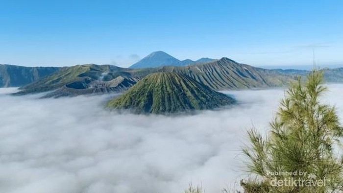 Puncak Seruni Gunung Bromo