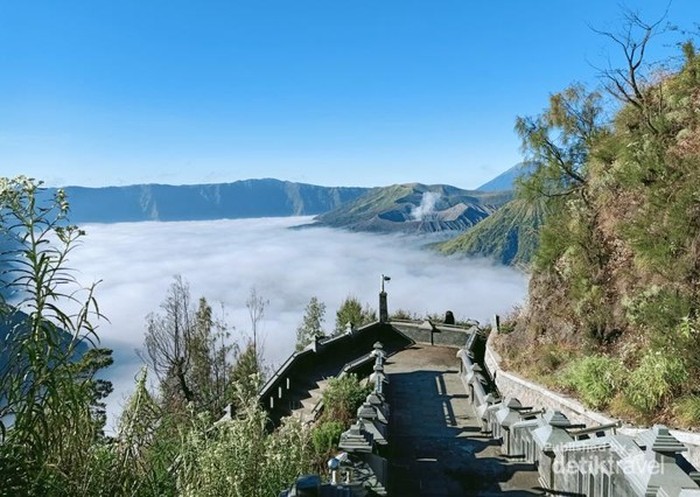 Puncak Seruni Gunung Bromo