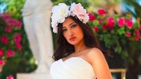 Penampilan Rahma Azhari yang hamil besar. Foto: Instagram