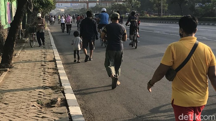 Suasana CFD Kota Bekasi yang masih didatangi warga