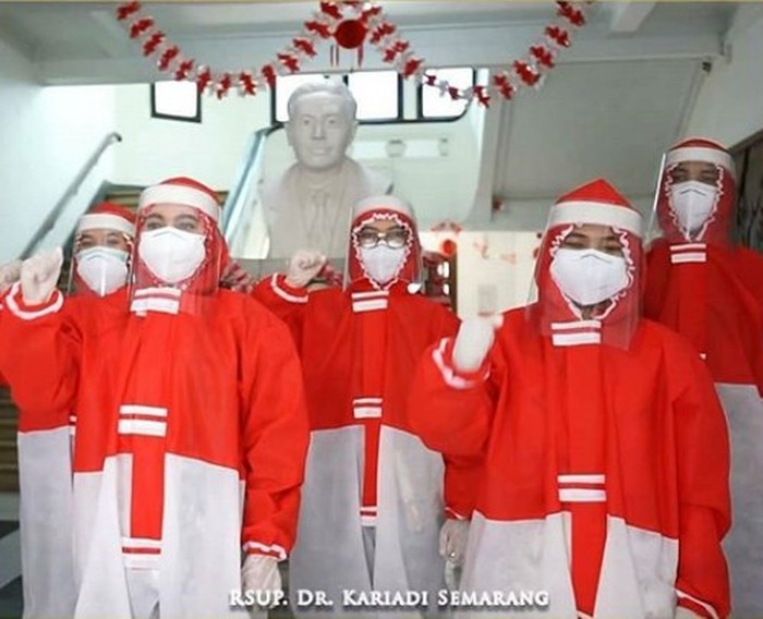 Anne Avantie buat APD merah putih Anne Avantie buat APD merah putih