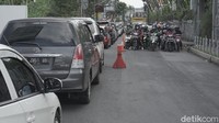 Begini penampakan antrean kendaraan di Lembang, Jawa Barat.