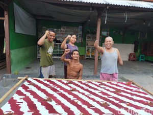 Komunitas Difabel Blora Ciptakan Motif Batik Kemerdekaan
