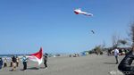 Bendera Merah Putih Terbang di Pantai Parangkusumo