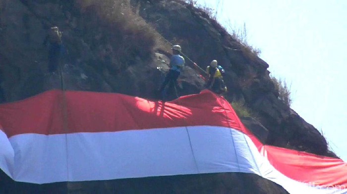 Gunung Bendera 2020 - Cara Pesepeda Gunung Peringati Hut Ri Ke 75 Di Bukit Cacing Lombok Travel ...