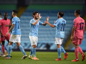 Man City Dibully Fans Liverpool, Bernardo Silva Baper