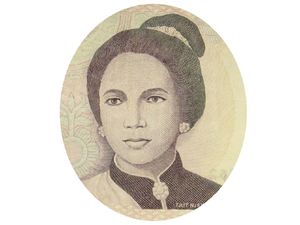 5 Pahlawan Nasional Wanita dan Kisah Perjuangannya