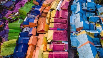Desa Pelangi, Malang, Jawa Timur. Foto: Johan Vandenhecke via Daily Mail