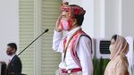 Foto Jokowi Berbusana Adat NTT di HUT RI ke-75