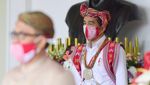 Foto Jokowi Berbusana Adat NTT di HUT RI ke-75