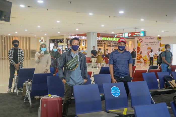 Khidmatnya Peringatan HUT RI di Bandara I Gusti Ngurah Rai
