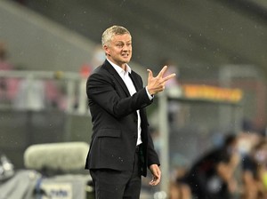 Solskjaer Masih Ngarep MU Belanja Lagi
