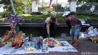 Mbah Min menurut pengakuanya sering diminta atasannya saat remaja mengintai pergerakan Belanda di masa Agresi Militer Belanda ke II tahun 1948.