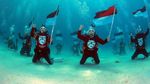 Potret Upacara Bendera di Bawah Laut Likupang