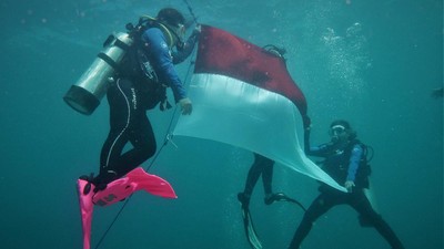 Ini Dia Ragam Pengibaran Merah Putih Paling Greget Gaes