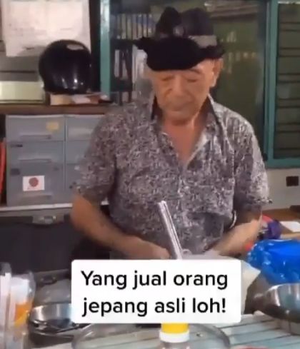 Ramen di Surabaya Viral Karena Penjualnya Asli Orang Jepang