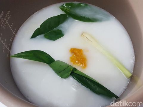 Resep Nasi Kuning Rice Cooker