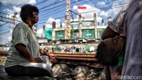 Program itu bertujuan agar warga terdampak tidak mengalami penurunan kualitas hidup dan secara bersamaan cita-cita pembangunan proyek megastruktur Kota Jakarta dapat tercapai. Namun, tidak dijelaskan, berapa besaran ganti untung tersebut.