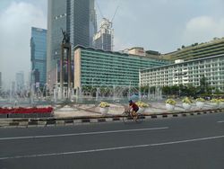 Long Weekend, Begini Lengangnya Lalu Lintas di Bundaran HI Pagi Ini
