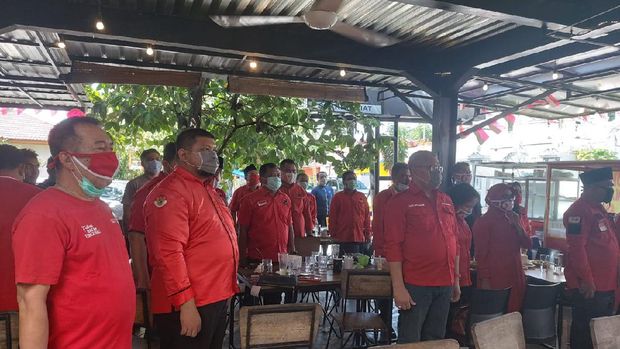 Suasana di salah satu kafe di Pekanbaru saat detik-detik proklamasi (Chaidir-detikcom)