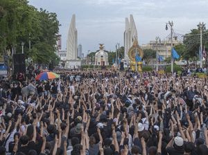 10 Ribu Warga Thailand Ikut Demo Antipemerintah, Terbesar Sejak 2014