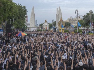 10 Ribu Warga Thailand Ikut Demo Antipemerintah, Terbesar Sejak 2014