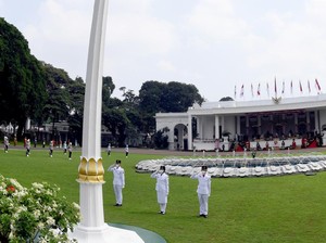 Ingat! Berdiri Tegak dan Sikap Sempurna Pukul 10.17 WIB 17 Agustus 2022