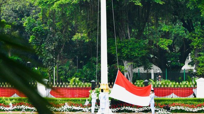 Upacara Peringatan HUT Ke-75 RI di Istana