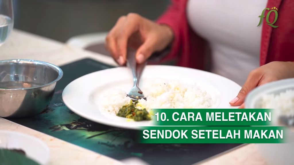10 Tips Makan di Restoran Padang dari Farah Quinn Supaya Tetap Elegan