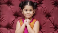 Sejak kecil, cucu Susilo Bambang Yudhoyono ini memang memiliki paras yang cantik. Foto: Instagram Almira Yudhoyono