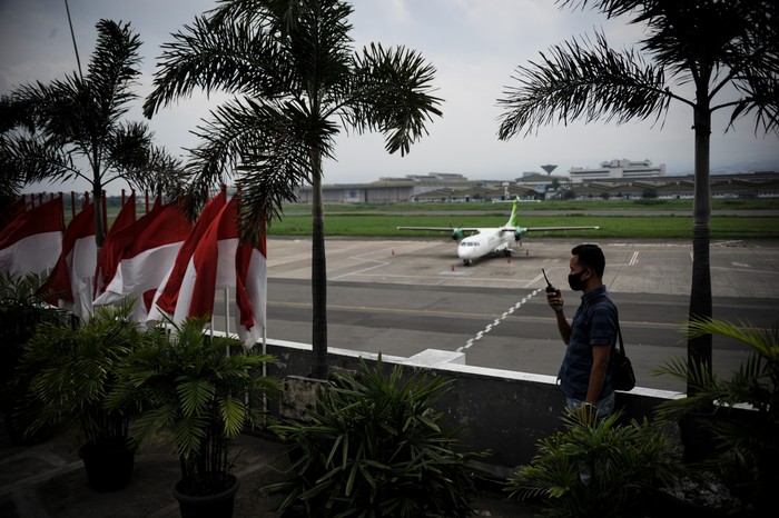Bandara Husein Sastranegara kembali melayani penerbangan dengan pesawat jet. Bandara itu kembali layani penerbangan jet pada 20 Agustus 2020 mendatang.