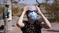 Akibat gelombang panas, sejumlah kebakaran hutan terjadi di California.  
