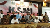 Melalui KAMI, mereka menyebut ingin berkontribusi menyelesaikan permasalahan di Indonesia, khususnya Solo dan sekitarnya.