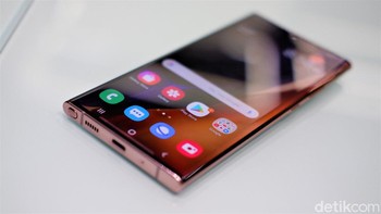 Punya pilihan memori internal 256 GB dan 512 GB. Foto: Adi Fida Rahman/detikINET