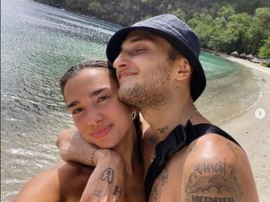 Gaya Selebriti Dunia yang Nekat Liburan di Masa Pandemi Virus Corona