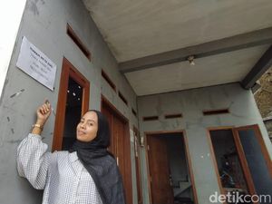 Ayu Batal Beri Bonus Siap Dinikahi Pria Pembeli Rumahnya