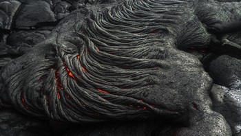 Juara ketiga foto alam: Journey to the Lava Field oleh Jiawen Wu. Foto: Ippawards