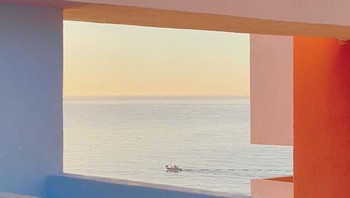 Juara ketiga arsitektur: Calpe Sunrise oleh Jiandong Wang. Foto: Ippawards