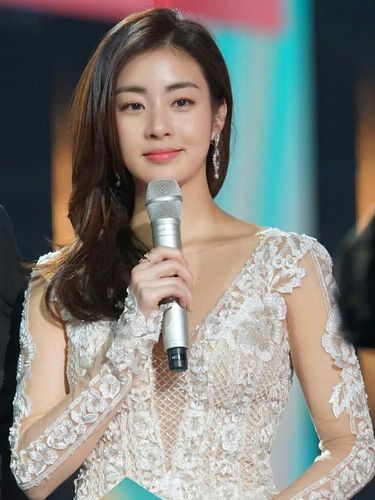 Kang Sora Kang Sora yang Akan Segera Menikah