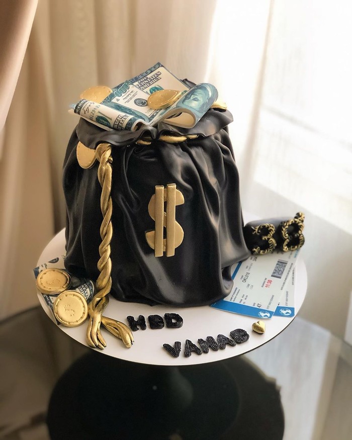 Kue tema uang