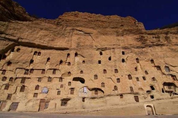 Kelima ada Desa Manazan, Turki. Ternyata, Turki tidak hanya memiliki Cappadocia sebagai kota yang berdiri di tebing batu. Masih ada Desa Manazan di Kota Taskale, Karaman. Desa ini terpahat dan tertata rapi di tebing batu Lembah Yesildere. Istimewa/imturkey Kelima ada Desa Manazan, Turki. Ternyata, Turki tidak hanya memiliki Cappadocia sebagai kota yang berdiri di tebing batu. Masih ada Desa Manazan di Kota Taskale, Karaman. Desa ini terpahat dan tertata rapi di tebing batu Lembah Yesildere. Istimewa/imturkey