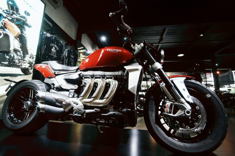 New Triumph Rocket 3R New Triumph Rocket 3R