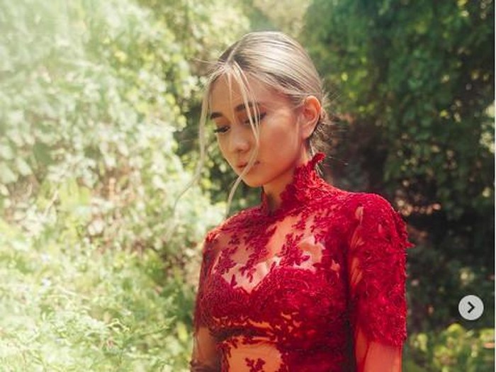 Niki Zefanya cantik banget
